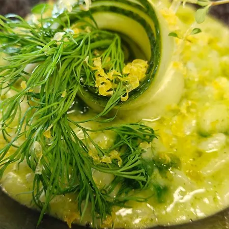 홀리데이파크 Pensar & Ravintola Sandvik 나우보