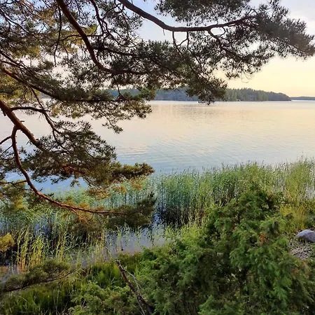 홀리데이파크 Pensar & Ravintola Sandvik 나우보