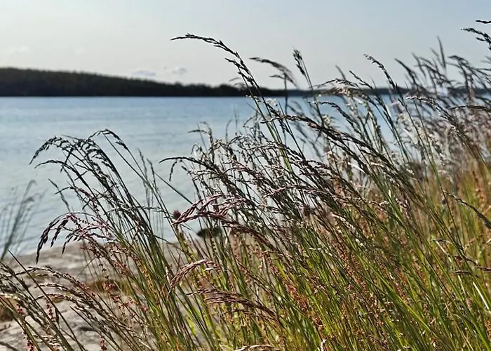 Pensar & Ravintola Sandvik منتزه العطل 3*